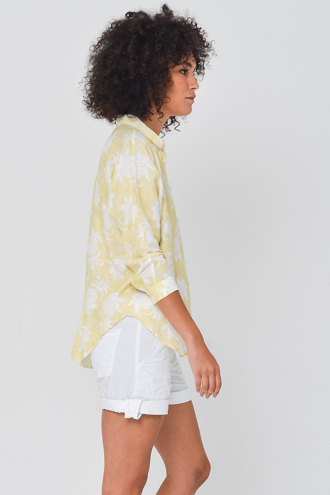 Ollie Blouse in Pineapple Print Linen - Samoa