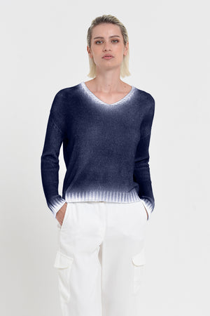 Spray Art Cogo V Knit in Navy