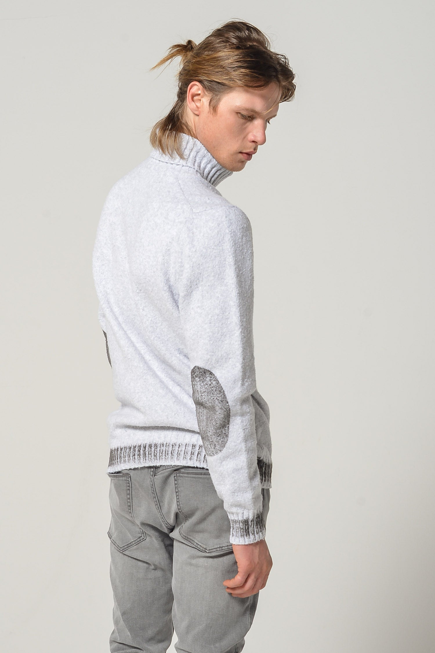 Skene Sweater - Smoke