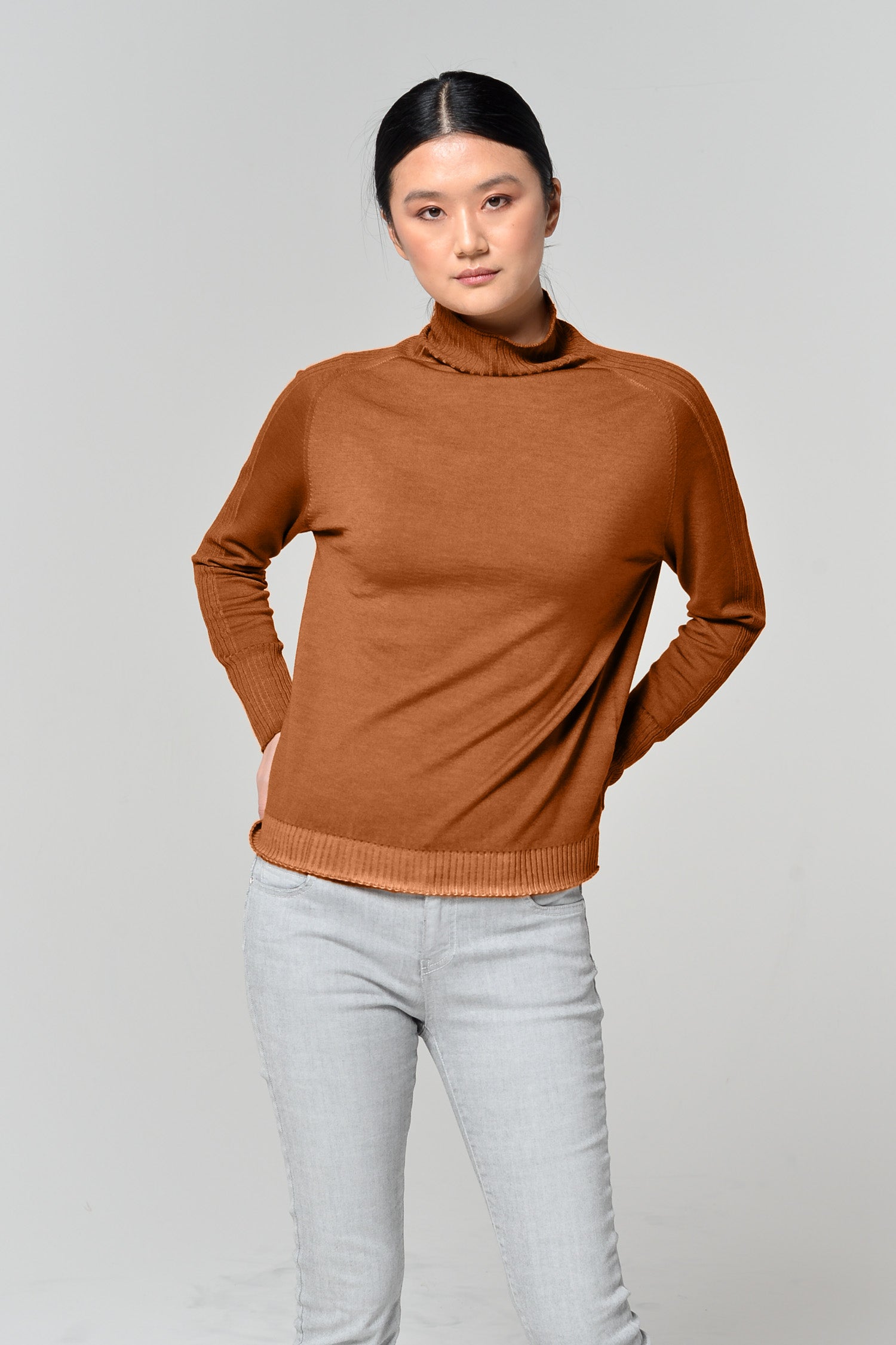 Holm Sweater - Caramel