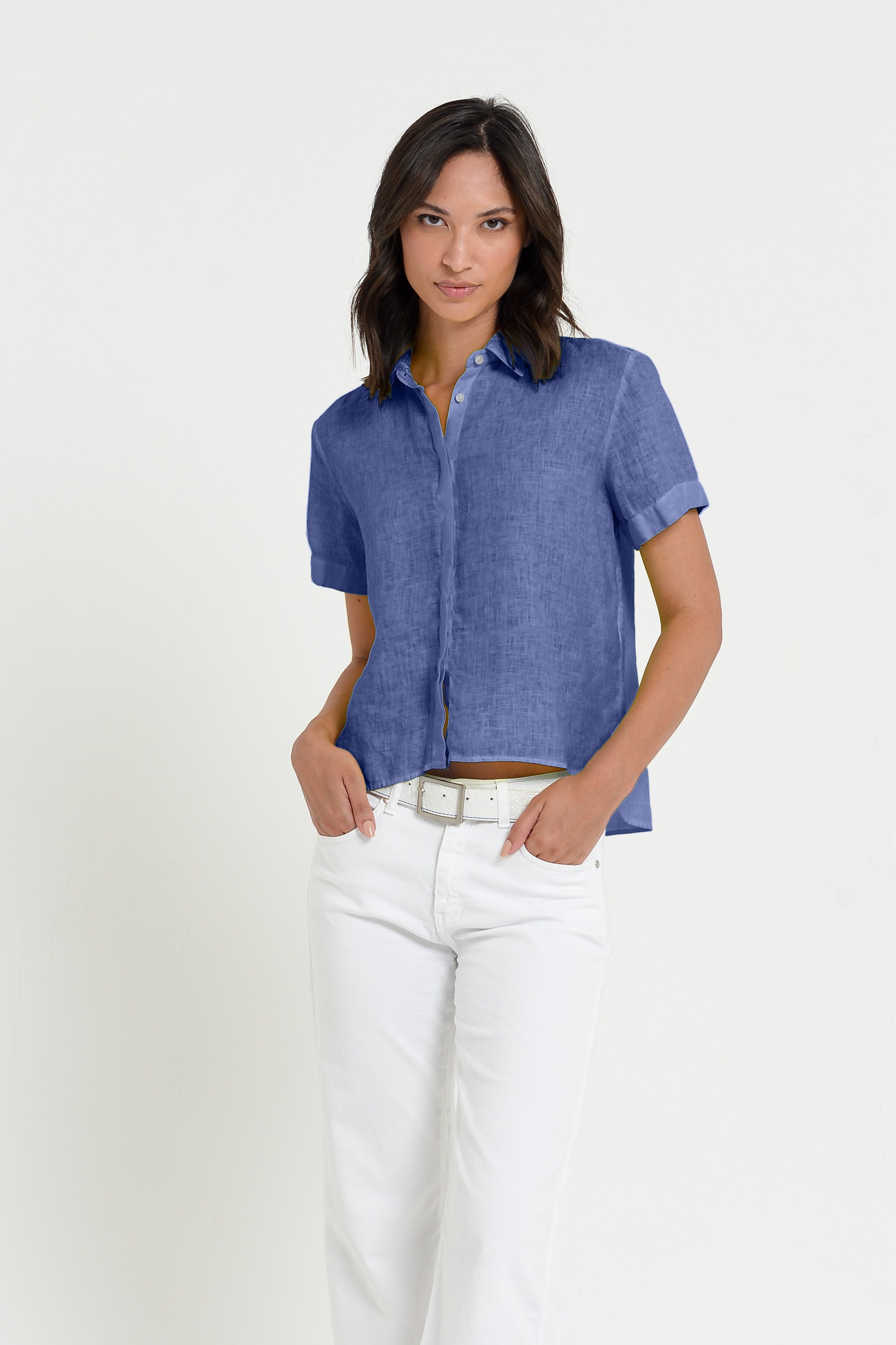 Sunray - Women's Cropped Shirt in Linen - Whale