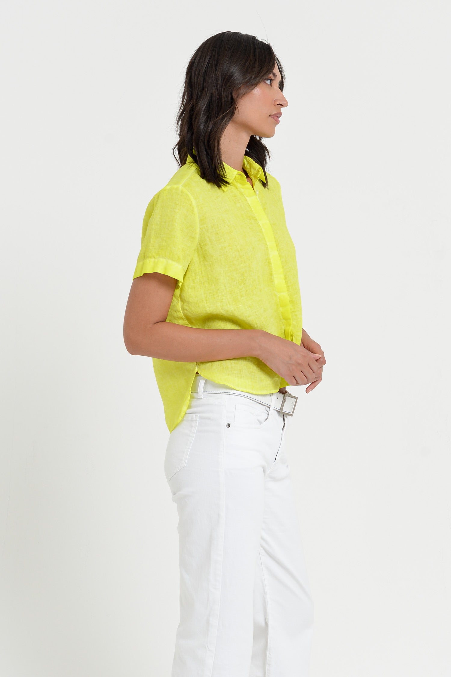 Sunray - Women's Cropped Shirt in Linen - Lime