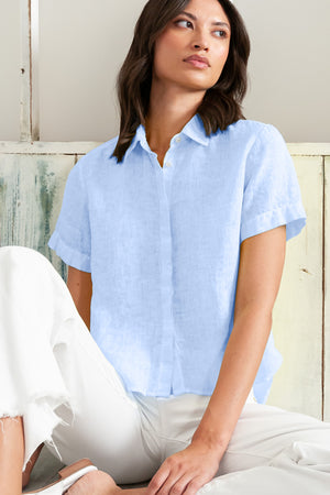 Sunray - Women's Cropped Shirt in Linen - Cielo