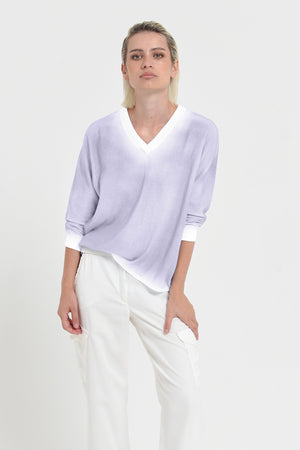 Anna V-Neck Knit in Spray Art - Lilac