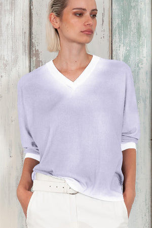 Anna V-Neck Knit in Spray Art - Lilac