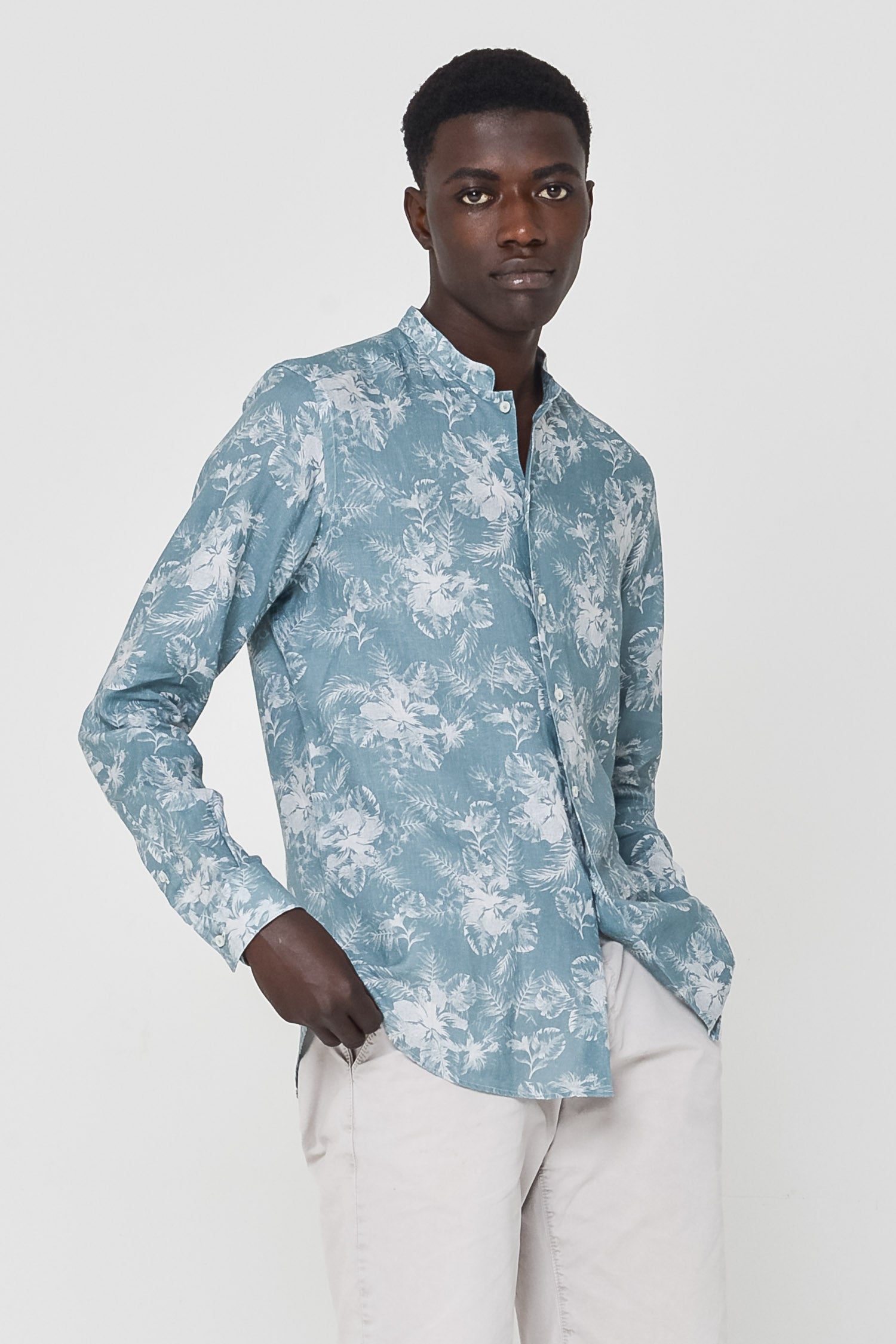 Collarless Shirt in Hibiscus Print Linen - Shirts