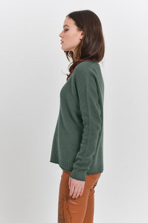 Creeve Sage - Loose Fit Crew Sweater - Sweaters