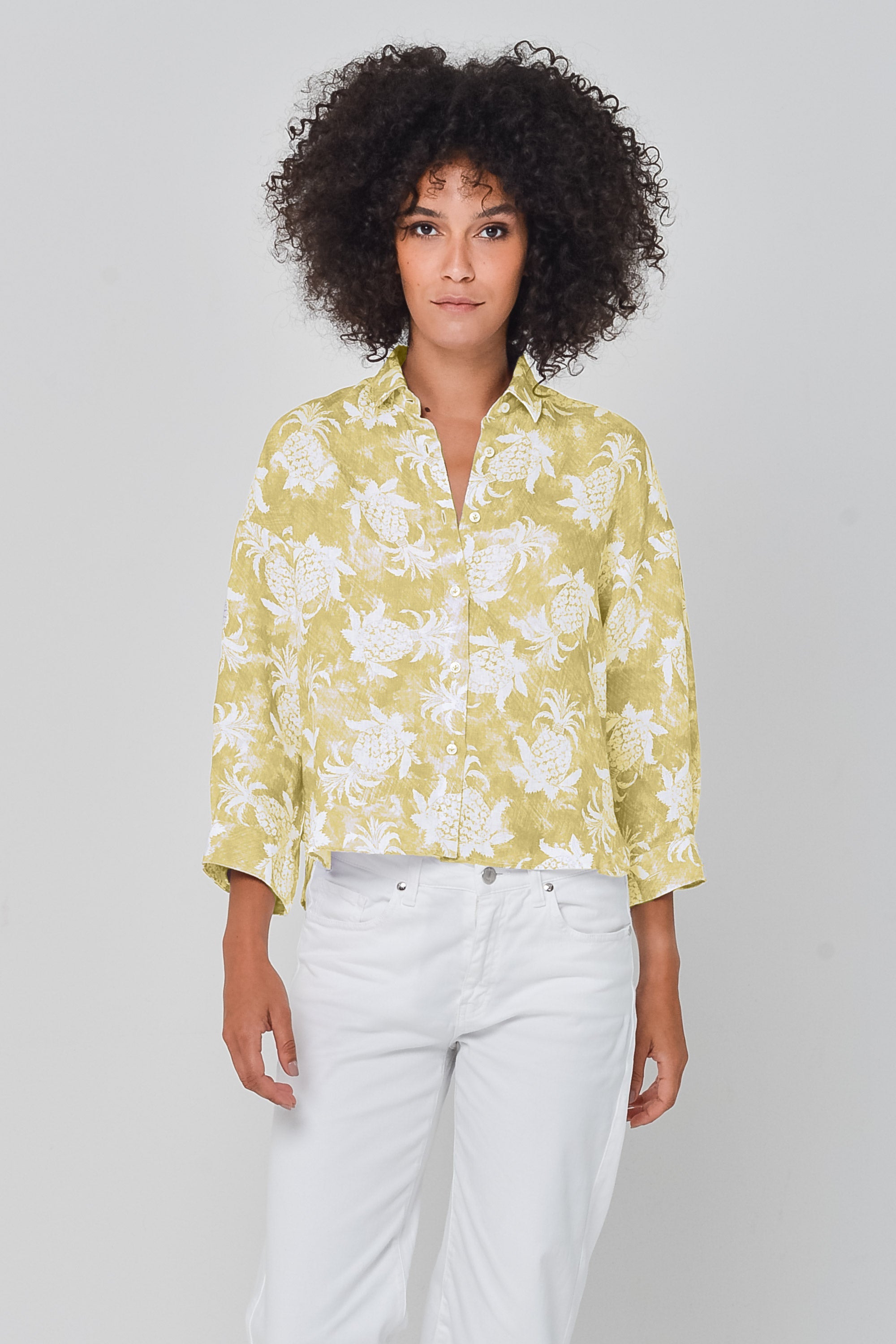 Crop Shirt in Pineapple Print Linen Samoa - Shirts