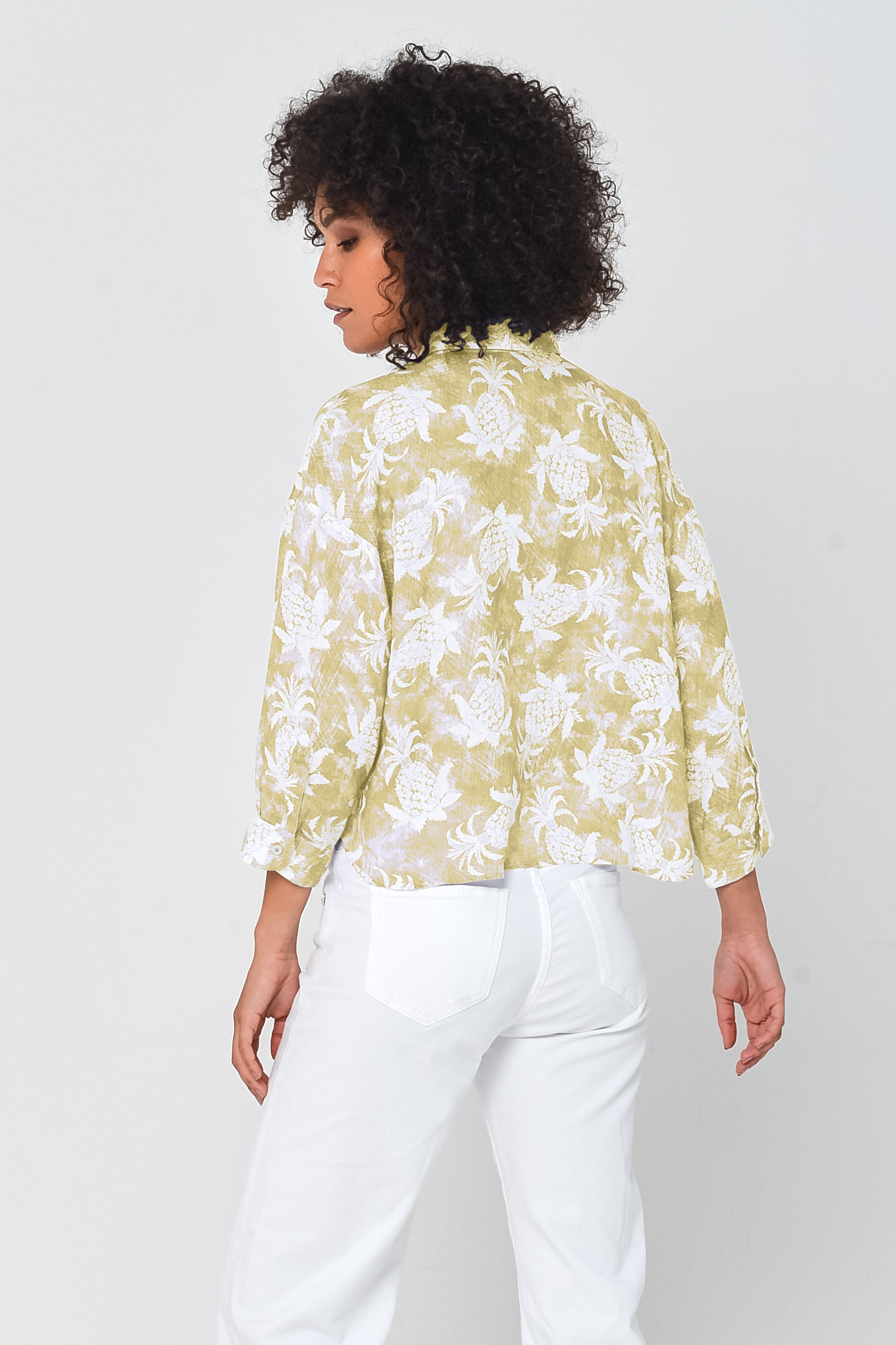 Crop Shirt in Pineapple Print Linen Samoa - Shirts