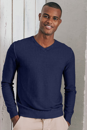 Micro Waffle V-Neck Sweater - Navy - Sweaters