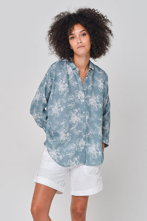 Ollie Shirt in Hibiscus Print Linen - Shark - Shirts