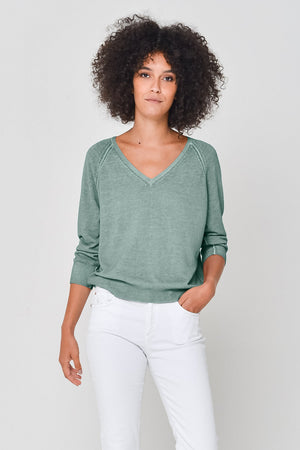 Solitaire V Knit in Shark - Sweaters