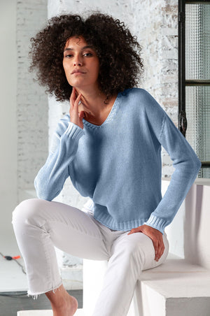 Spray Art Cogo V Knit in Jeans - Sweaters